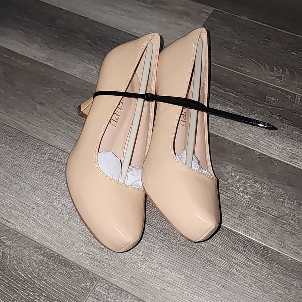 Nude Low Heel Shoes